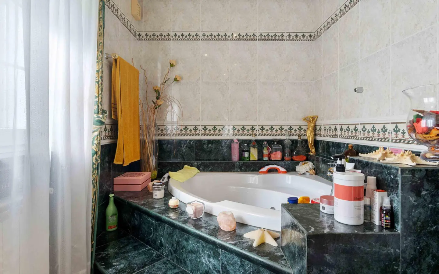 3-bedroom Villa In Cabo Roig, Spain (340 M²)