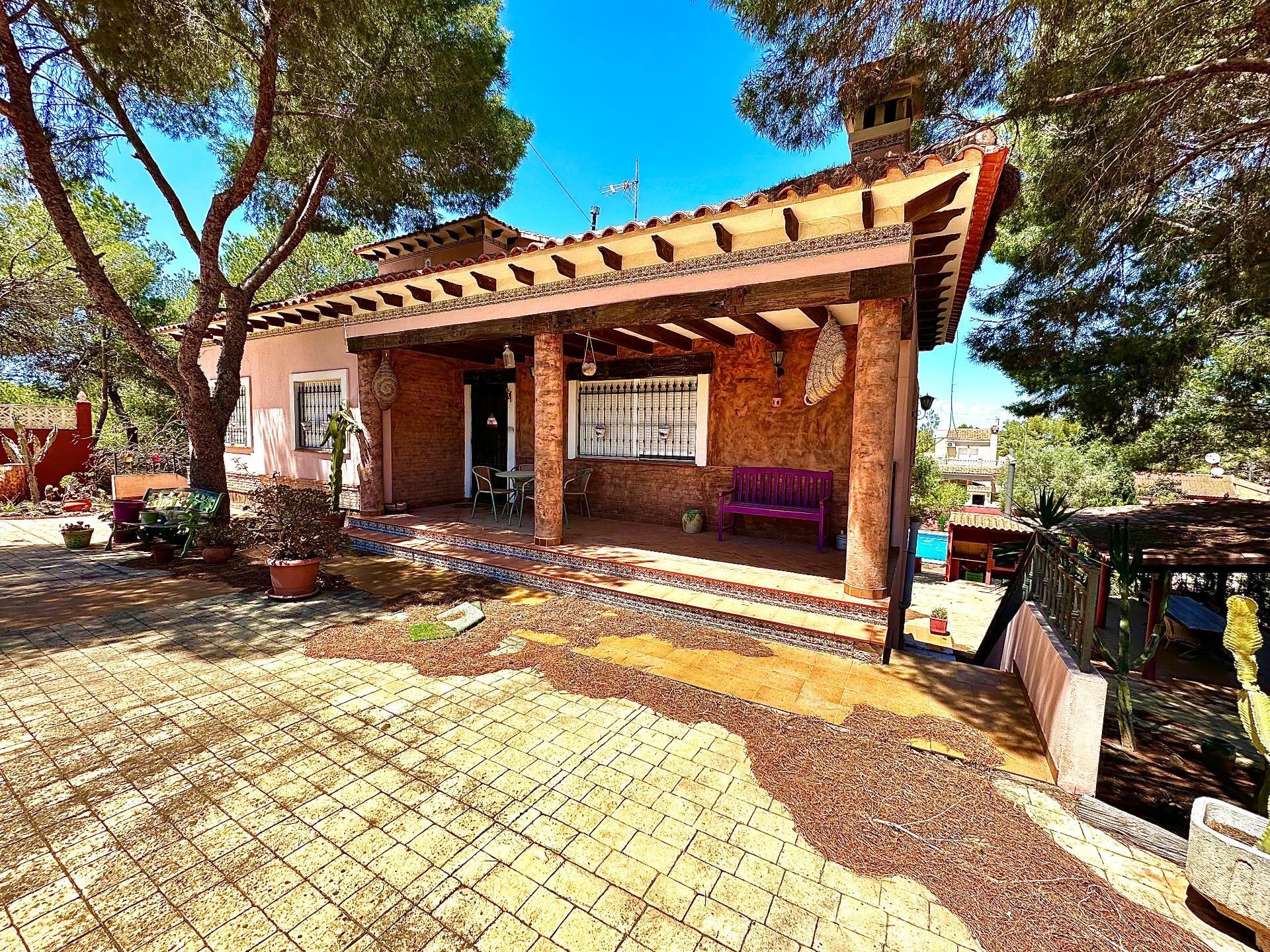 Villa 300 M² In San Miguel De Salinas, Spain – Mediter Real Estate