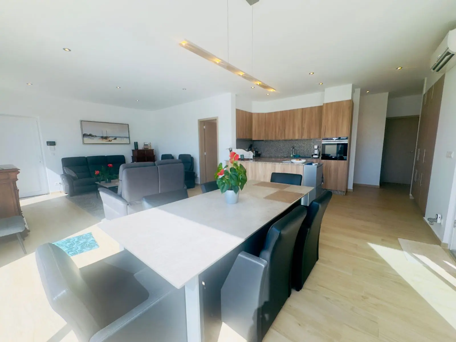 Villa 200 M² In Torrevieja, Spain – Mediter Real Estate