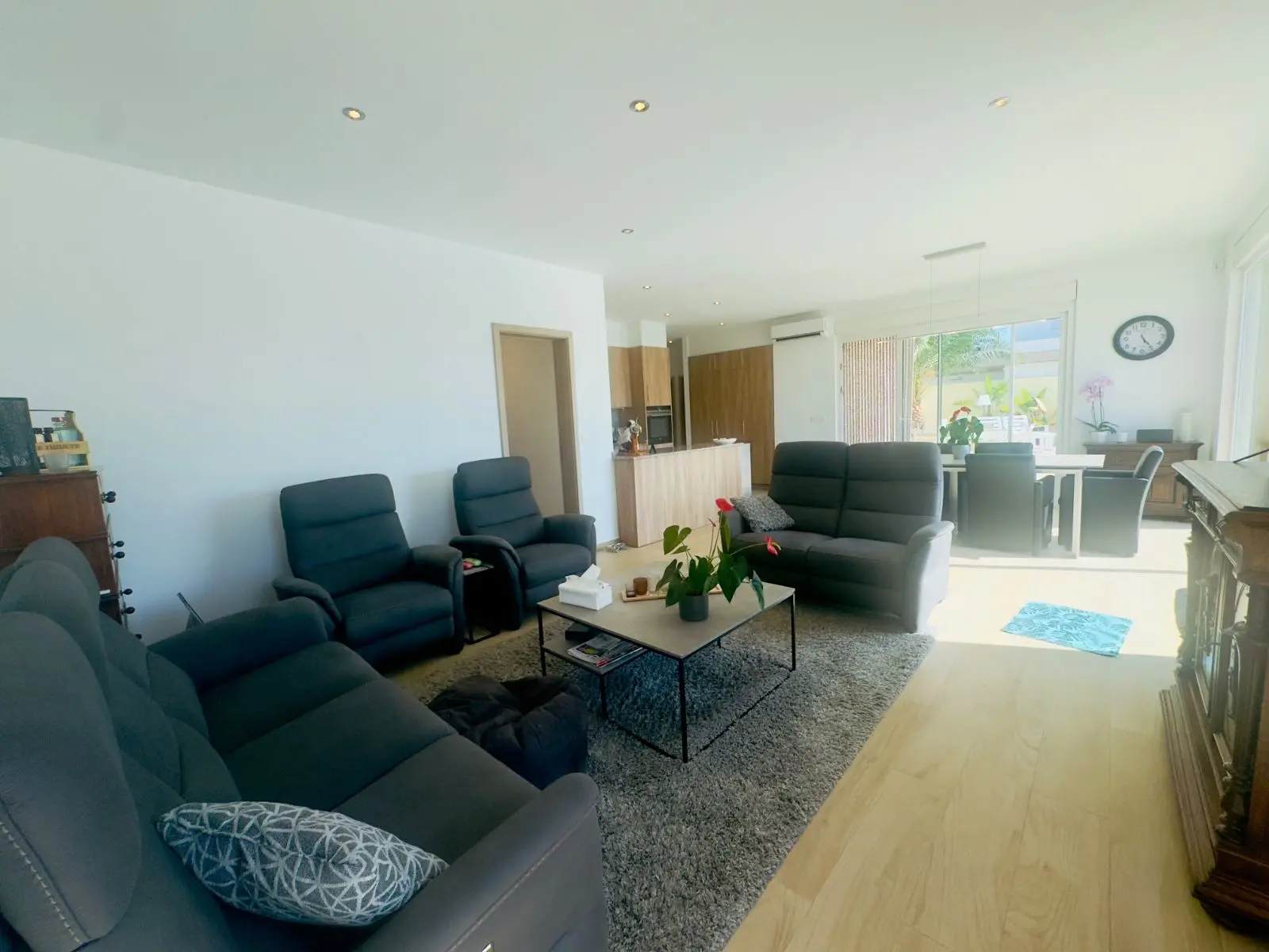 Villa 200 M² In Torrevieja, Spain – Mediter Real Estate