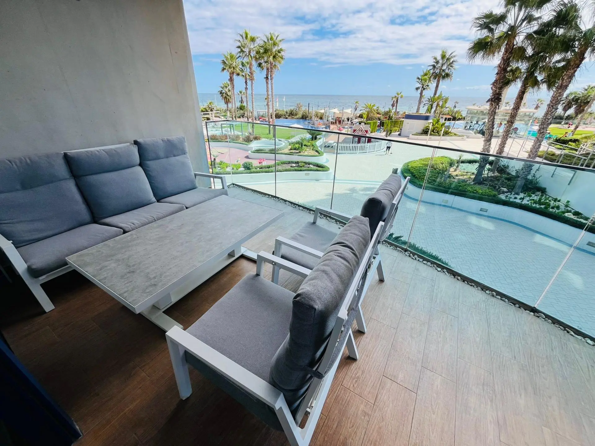 Apartment Of 117 M² In Torrevieja, Spain