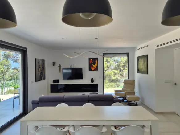 Villa Of 409 M² In Ontinyent, Spain