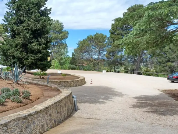 Villa Of 409 M² In Ontinyent, Spain