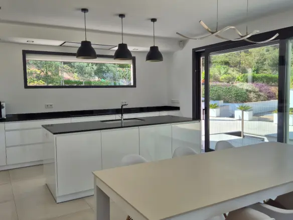Villa Of 409 M² In Ontinyent, Spain