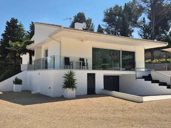 Villa Of 409 M² In Ontinyent, Spain