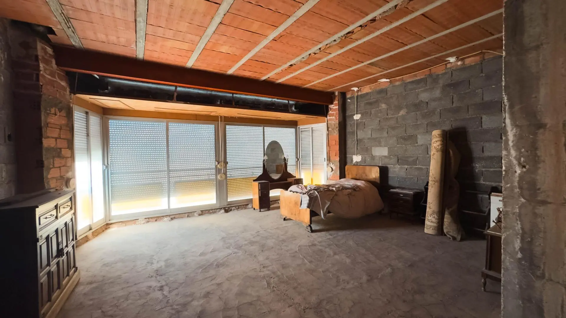 House 266 M² In Novelda, Spain