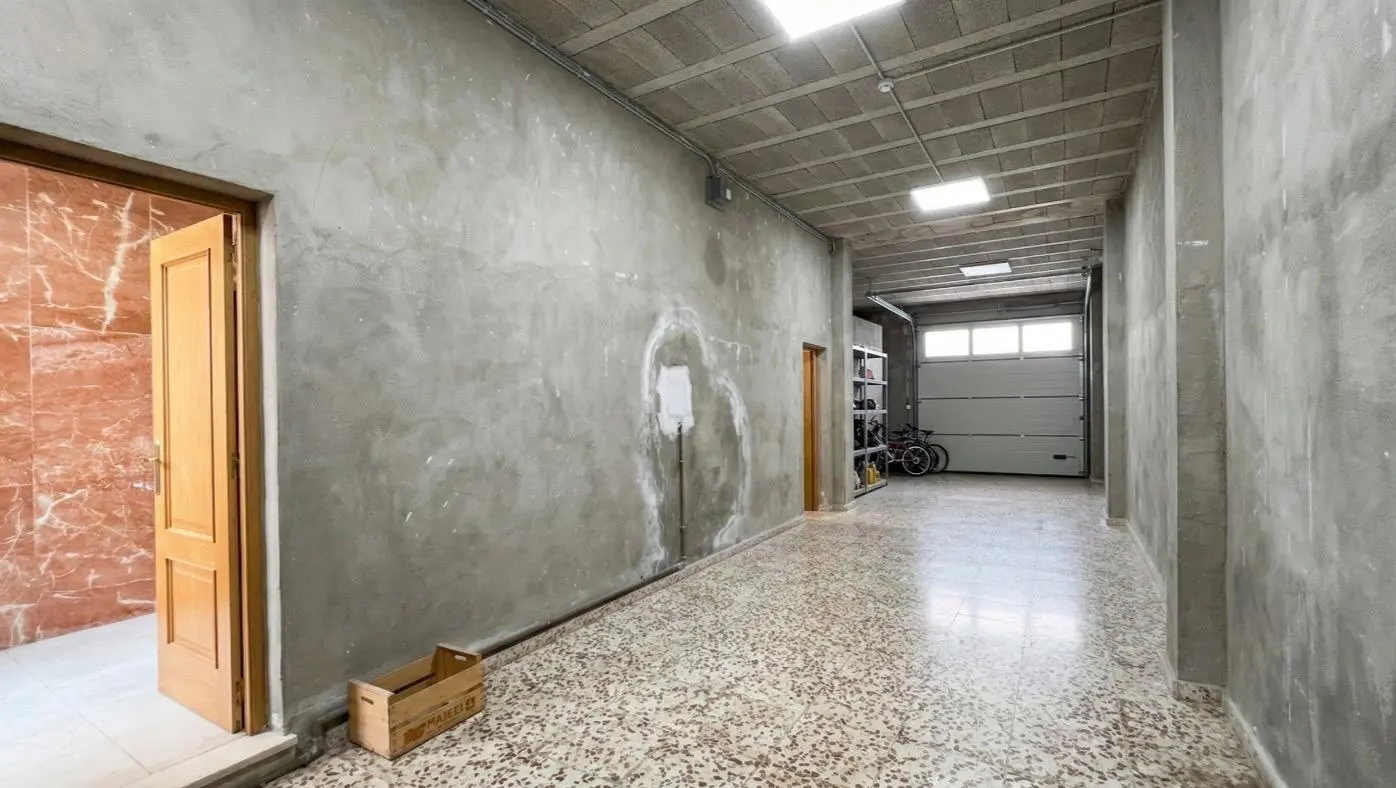 House 266 M² In Novelda, Spain