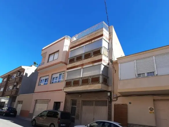 4-bedroom House In Novelda, Spain (266 M²)