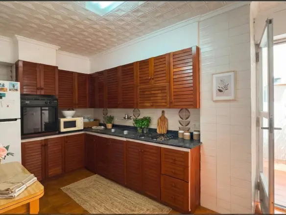 4-bedroom House In Novelda, Spain (266 M²)