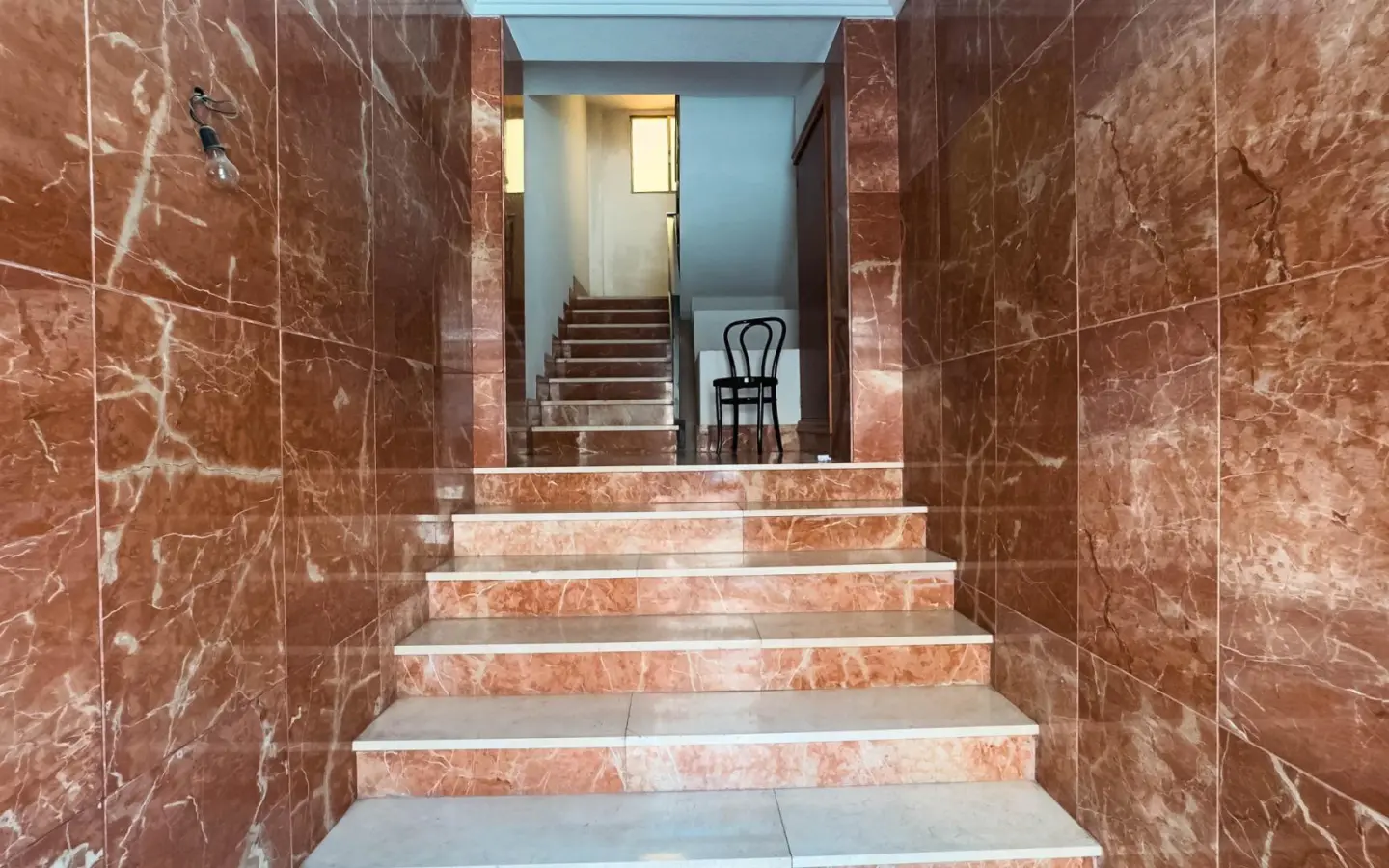 4-bedroom House In Novelda, Spain (266 M²)