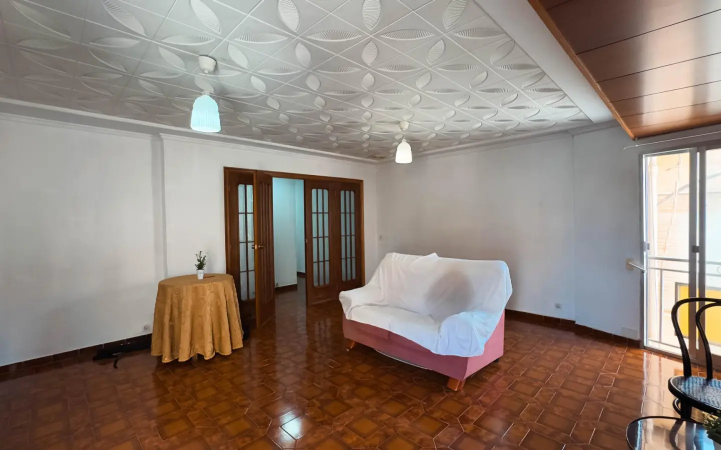 4-bedroom House In Novelda, Spain (266 M²)