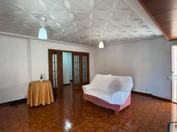 4-bedroom House In Novelda, Spain (266 M²)