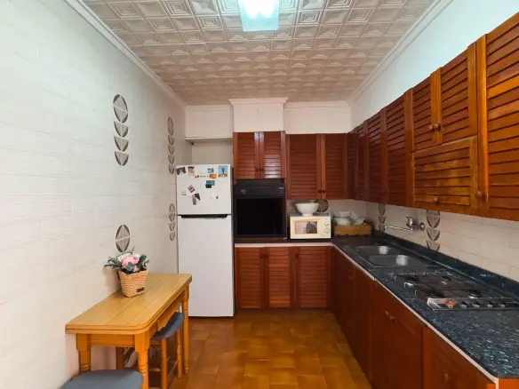 4-bedroom House In Novelda, Spain (266 M²)