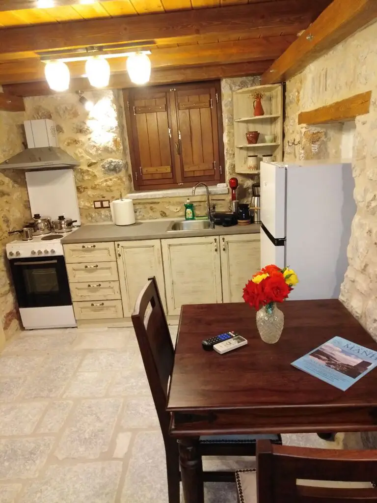 Hotel Of 180 M² In Peloponnese