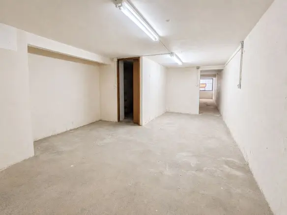 Commercial Premises Of 135 M² In Jávea, Spain