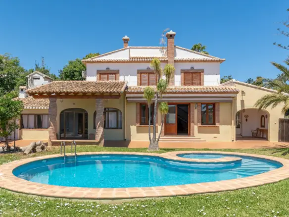 Villa Of 332 M² In Jávea, Spain