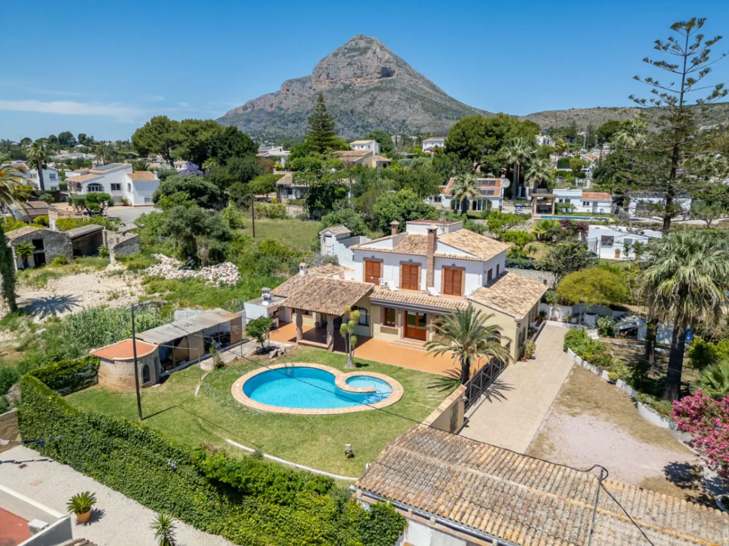 Villa Of 332 M² In Jávea, Spain