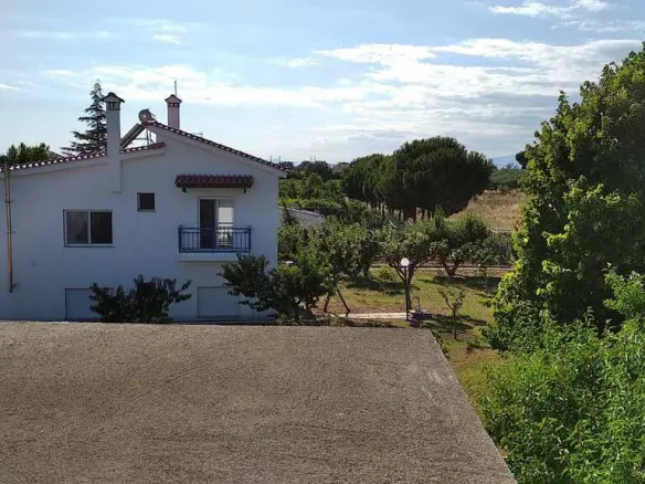 7-bedroom Detached House In Aigeiros, Greece (225 M²)