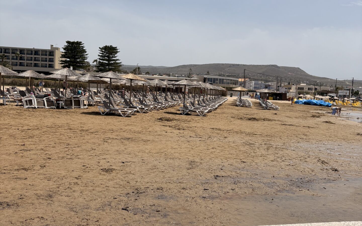 Investment Land Of 1360 M² With Sea View In Crete