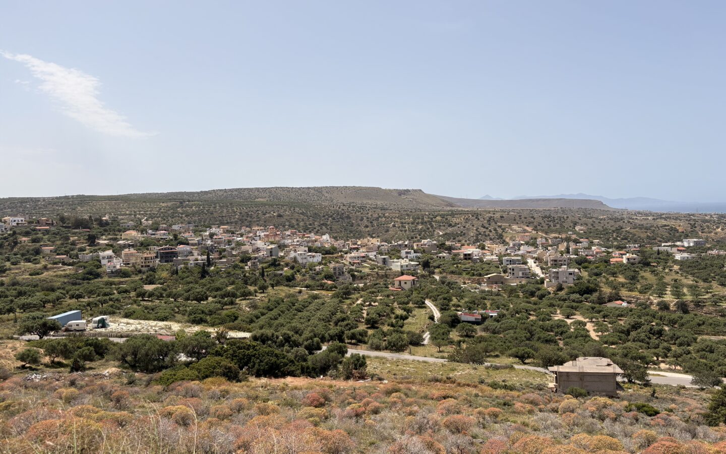 Investment Land Of 1360 M² With Sea View In Crete