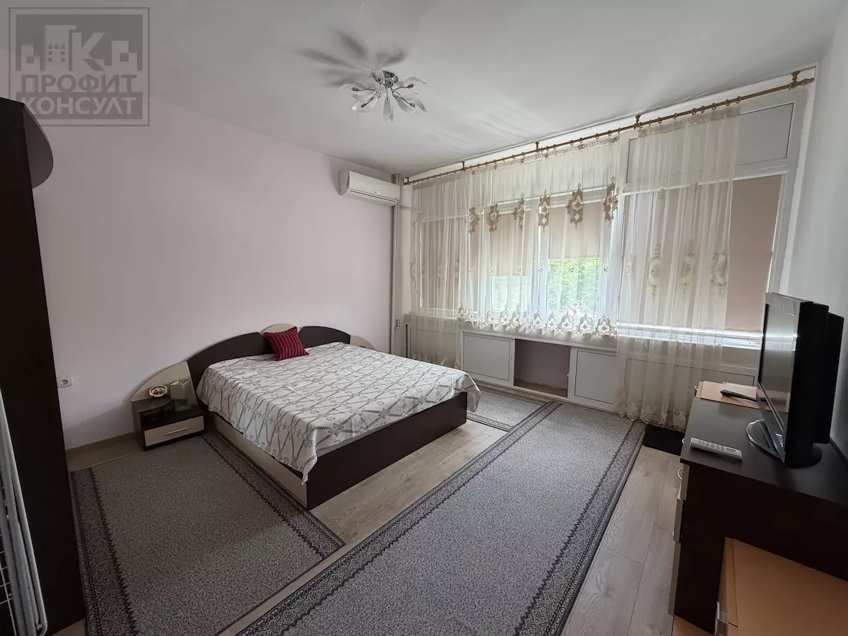 4 Apartment Of 70 M² With South-facing, Two-room In Gorna Oryahovitsa