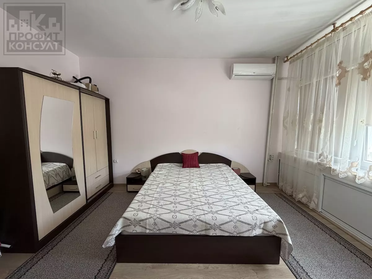 5 Apartment Of 70 M² With South-facing, Two-room In Gorna Oryahovitsa