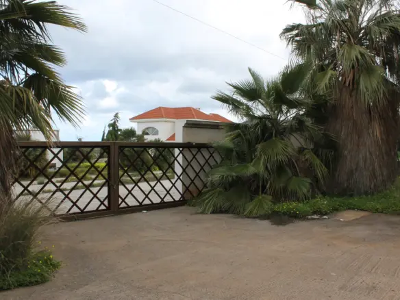 Villa Of 380 M² In Crete