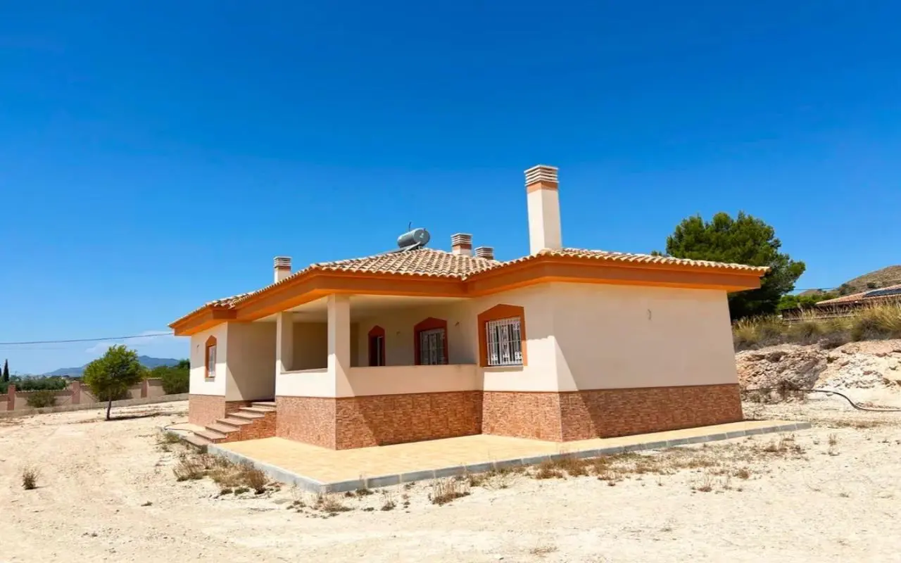 Country House Of 170 M² In Macisvenda, Spain