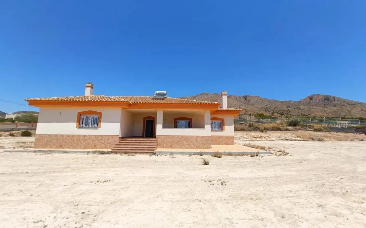 Country House Of 170 M² In Macisvenda, Spain