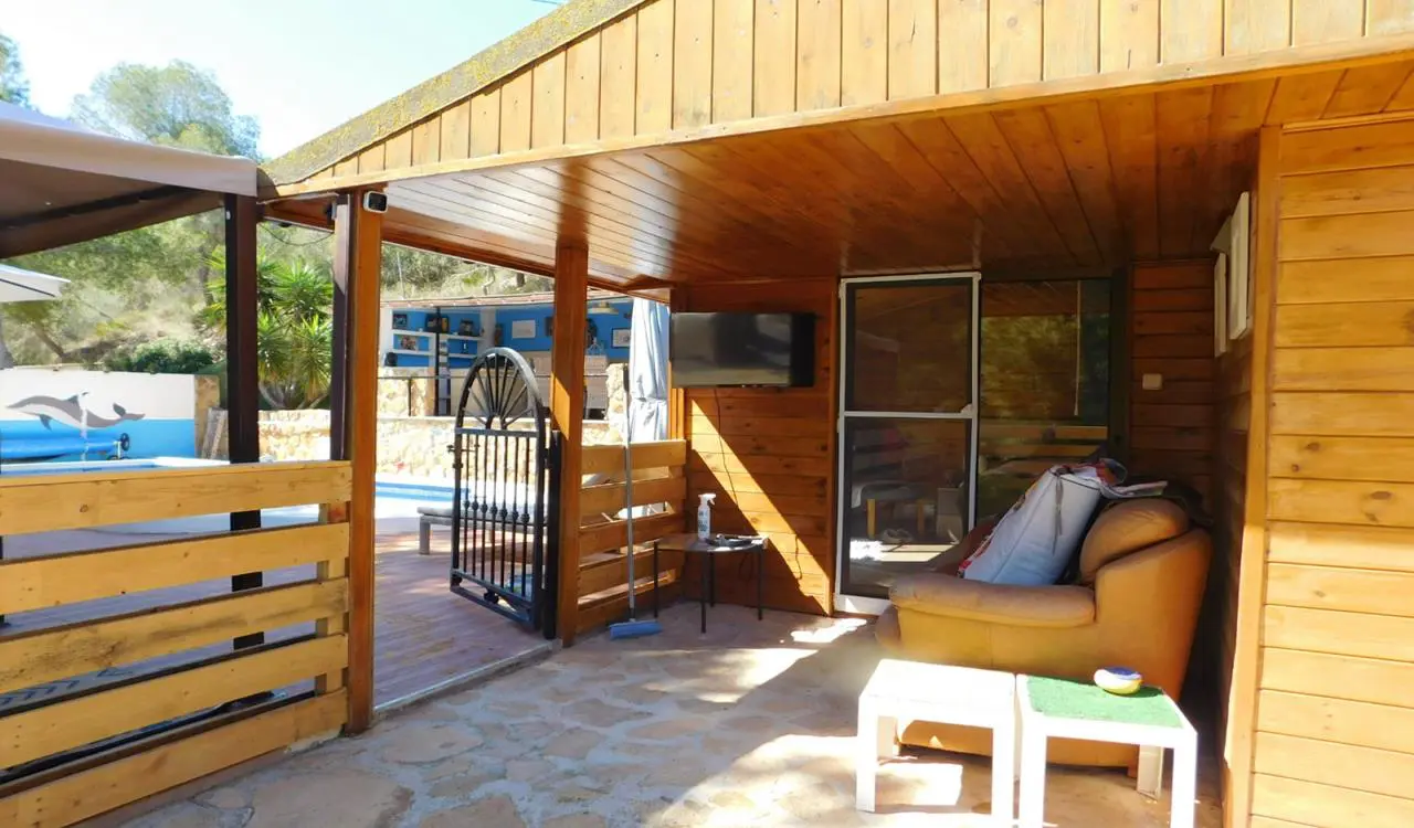 Wooden Chalet Of 173 M² In Torremendo, Spain