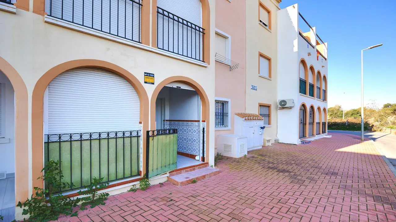Apartment Of 57 M² With 0 Bedrooms In Torrevieja, Spain