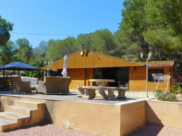 Wooden Chalet Of 173 M² In Torremendo, Spain