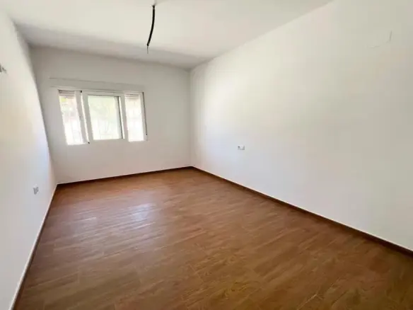 Country House Of 170 M² In Macisvenda, Spain