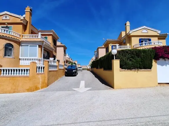 Town House Of 71 M² In Playa Flamenca, Spain