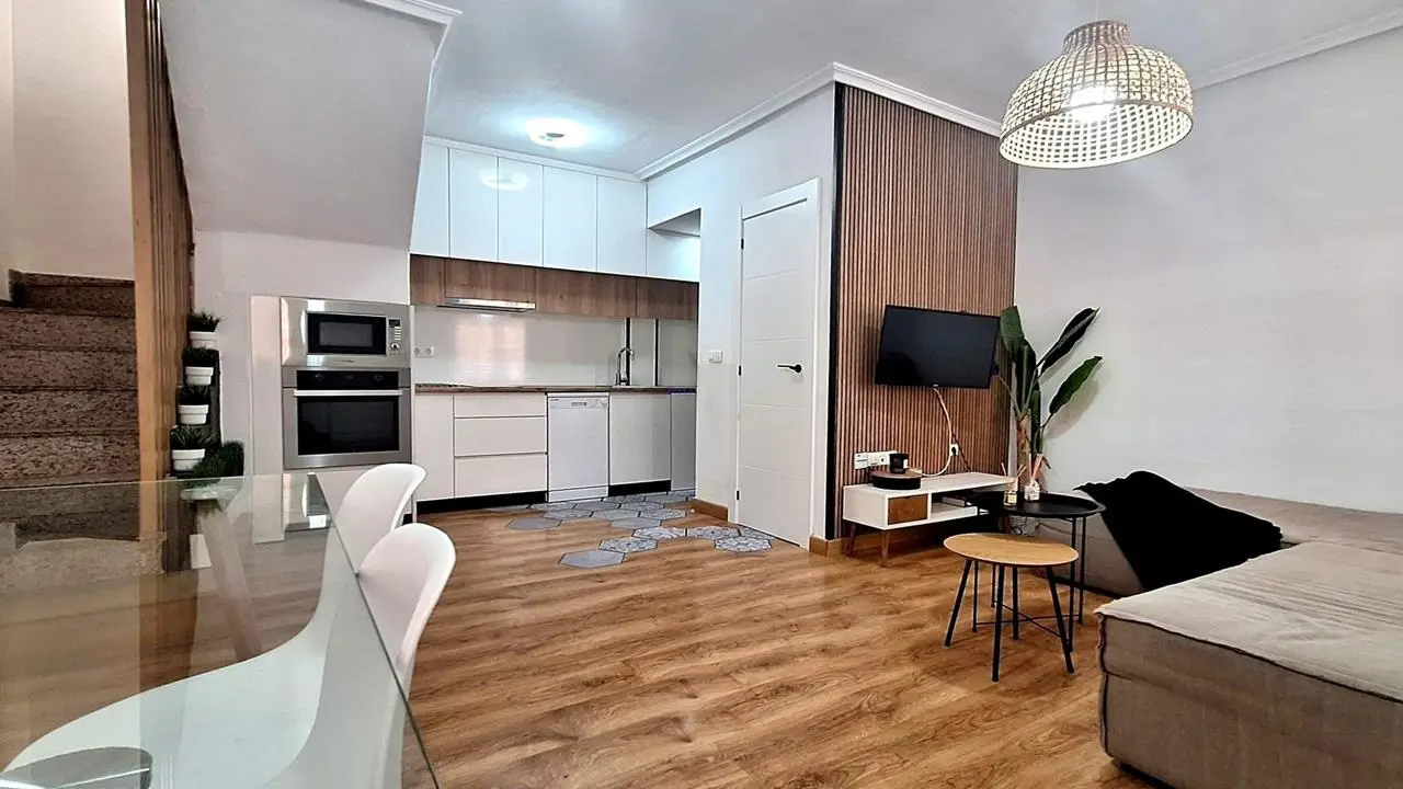 Town House Of 71 M² In Playa Flamenca, Spain