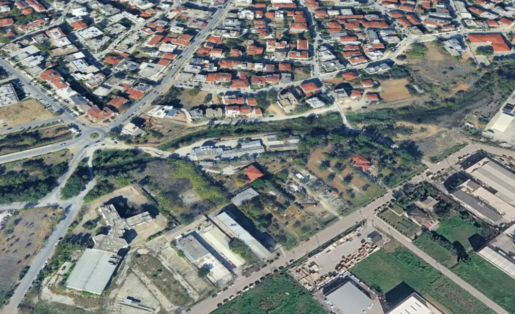 Land Of 3080 M² In The Suburbs Of Thessaloniki
