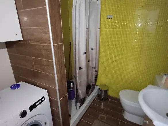 6-bedroom Building In Thermaikos, Greece (310 M²)