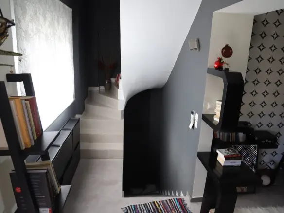 3-bedroom Maisonette In Gerakas, Greece (208 M²)