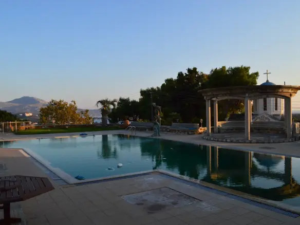 Villa In Kalivia Thorikou, Greece (1.200 M²)