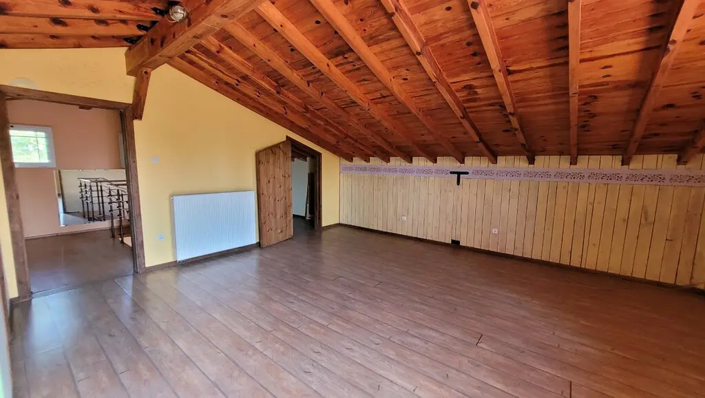 Detached House Of 360 M² In The Suburbs Of Thessaloniki