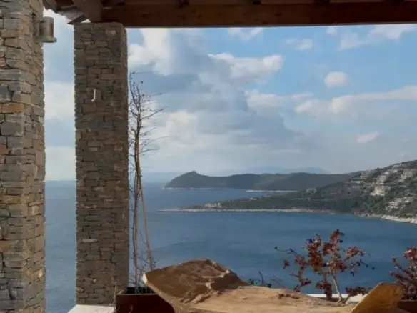4-bedroom Villa In Marathonas, Greece (350 M²)
