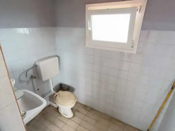 3-bedroom Detached House In Methoni, Greece (140 M²)