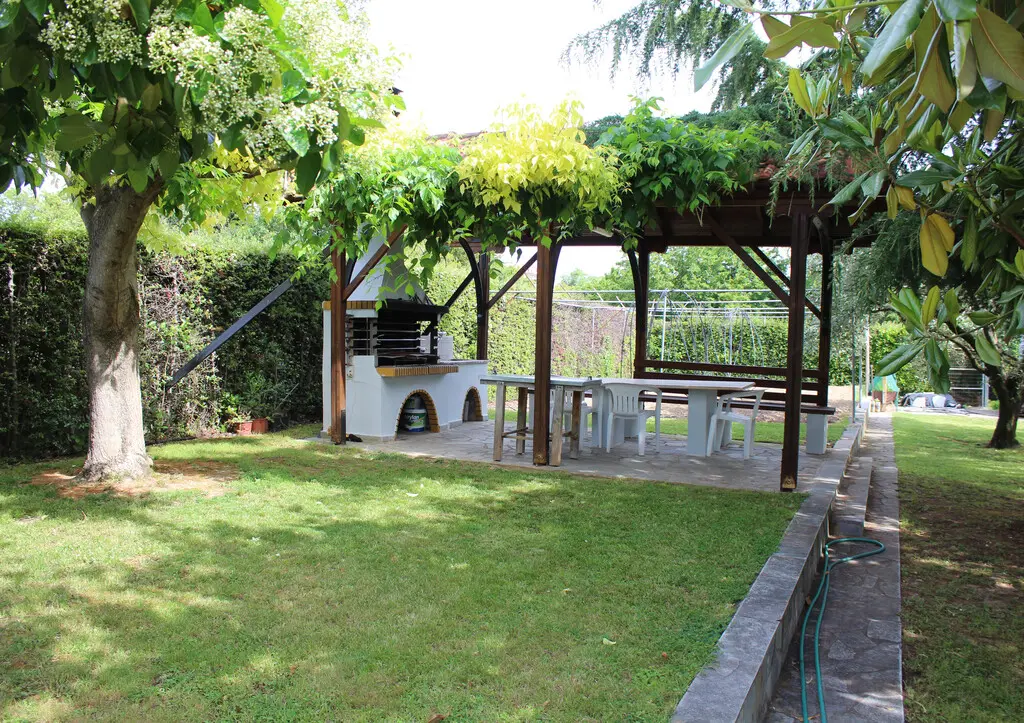 Detached House Of 205 M² On The Olympic Coast