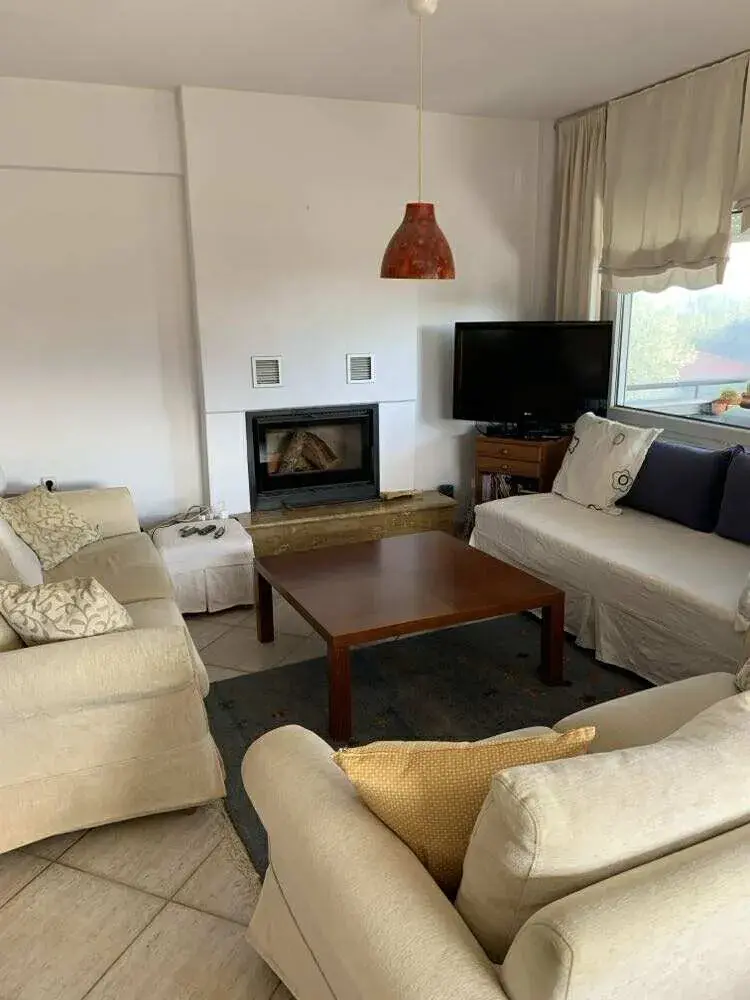 Detached House Of 205 M² On The Olympic Coast