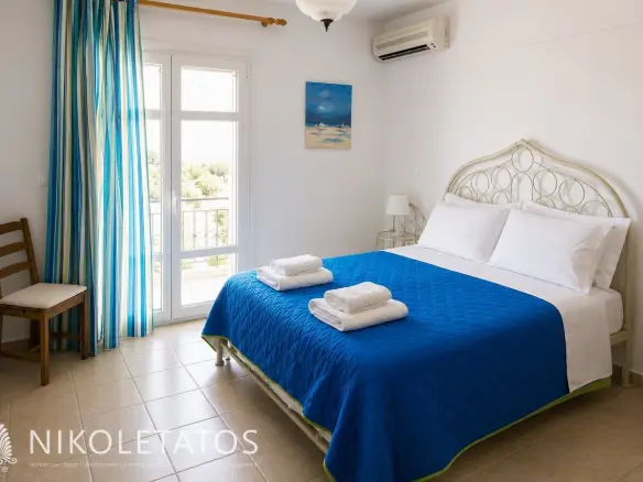 Villa Of 300 M² With Sea View In Kompothekrata, Greece