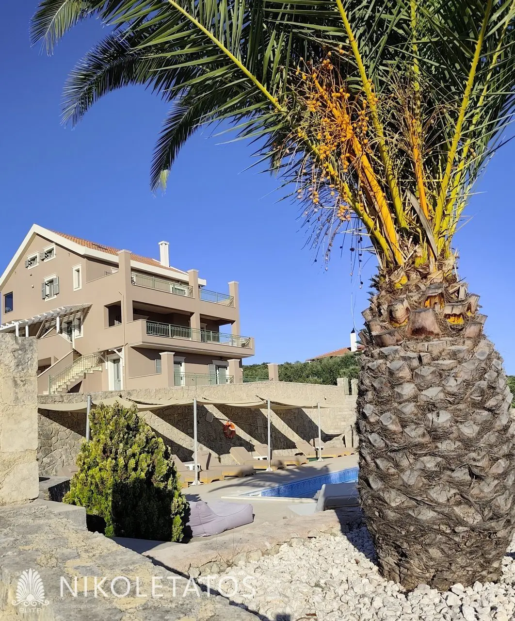 Villa Of 300 M² With Sea View In Kompothekrata, Greece
