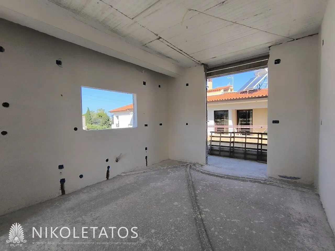 House With Garden In Greece