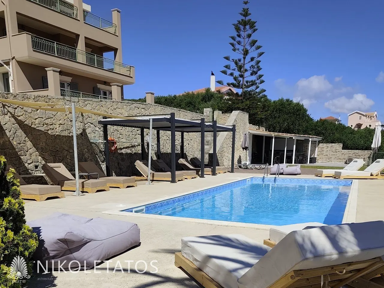 Villa Of 300 M² With Sea View In Kompothekrata, Greece