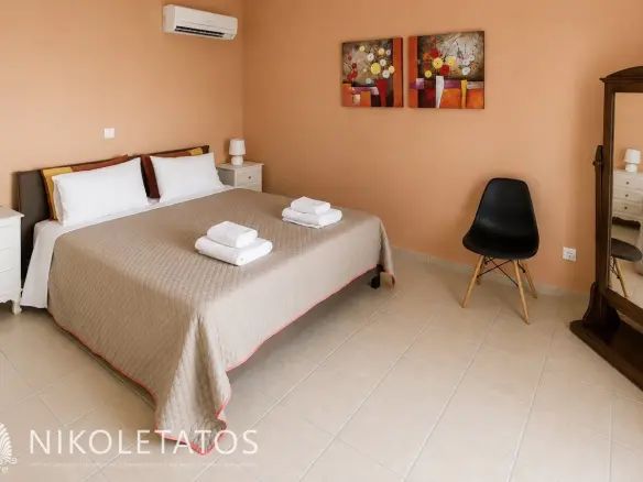 Villa Of 300 M² With Sea View In Kompothekrata, Greece