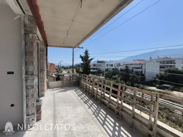 House With Garden In Greece